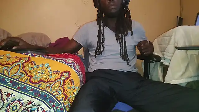 EYEzIAM online show from 10-10-25, 12:50