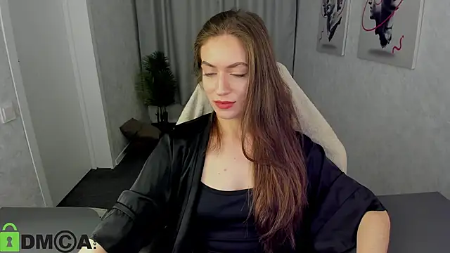 Agnes Wells online show from 11-12-25, 09:46