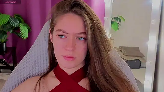 Snapshot of Agnes_Wells chatting on 06-10-26, 01:07 Agnes Wells online show from 06-10-26, 01:07