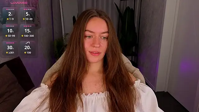 Snapshot of Agnes_Wells chatting on 07-19-26, 01:03 Agnes Wells online show from 07-19-26, 01:03