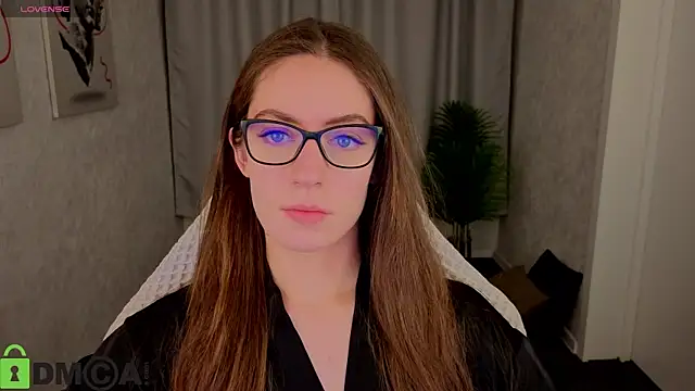 Agnes Wells online show from 11-25-25, 09:20