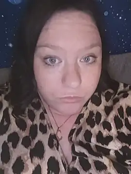 Feuchtekitty92xh online show from 10-18-25, 05:59