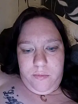 Feuchtekitty92xh online show from 09-18-25, 08:45