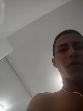 Snapshot of Davig4 chatting on 10-28-25, 11:47 Davig4 online show from 10-28-25, 11:47