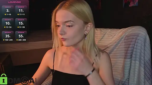 Carrie Foster online show from 03-30-26, 01:45