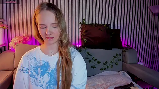 Casey Sweeet online show from 03-30-26, 09:22