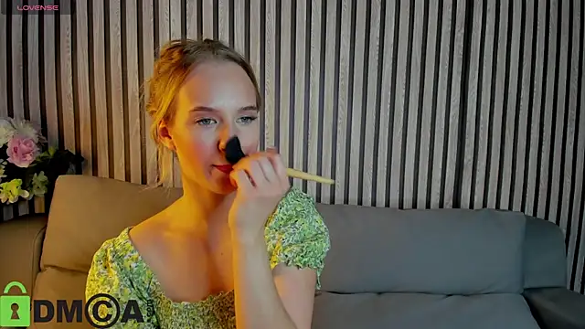 Casey Sweeet online show from 10-21-25, 03:55