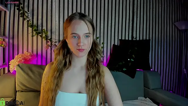 Snapshot of Casey_Sweeet chatting on 02-24-26, 12:50 Casey Sweeet online show from 02-24-26, 12:50