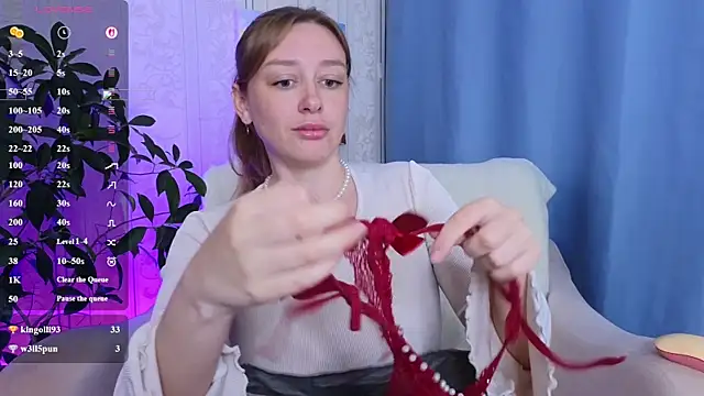 evashiny  online show from 06-19-26, 01:44