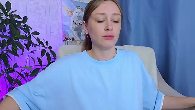 evashiny  online show from 06-24-26, 01:37
