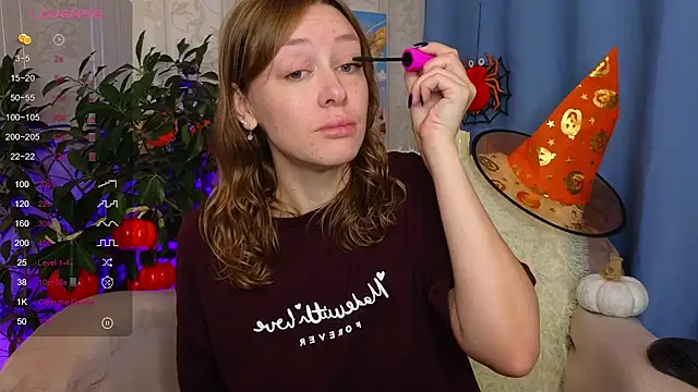 evashiny  online show from 10-24-25, 02:10