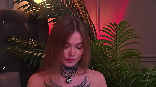 AriWild online show from 06-17-26, 04:56