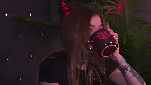AriWild online show from 07-06-26, 05:14