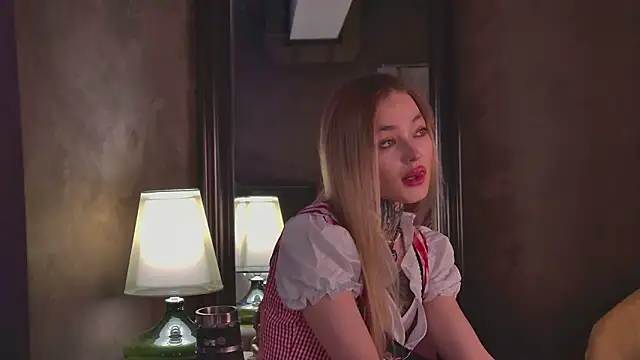 AriWild online show from 09-30-25, 04:40