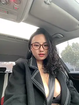 wen521 online show from 11-04-25, 01:09