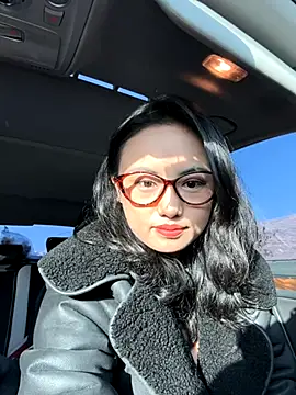 wen521 online show from 11-28-25, 01:17