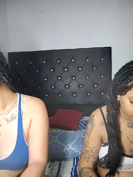 Snapshot of Vale_Nikol21 chatting on 02-09-26, 01:14 Vale Nikol21 online show from 02-09-26, 01:14