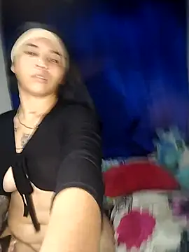 Snapshot of Vale_Nikol21 chatting on 09-12-25, 01:50 Vale Nikol21 online show from 09-12-25, 01:50