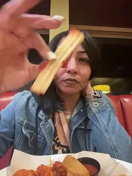 Flossee online show from 04-05-26, 08:32