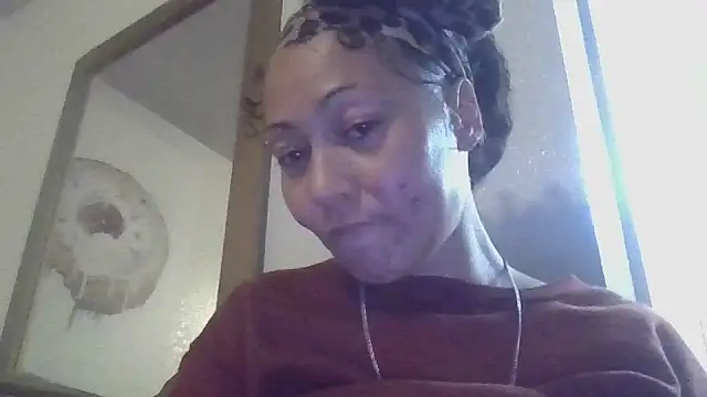 Snapshot of Flossee chatting on 09-30-25, 05:35 Flossee online show from 09-30-25, 05:35