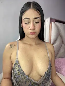 isabela l online show from 06-07-26, 09:31