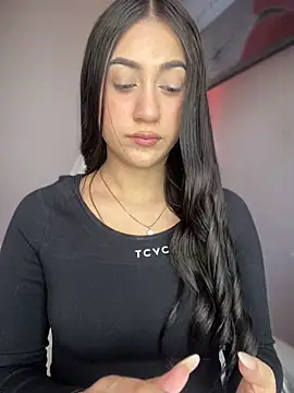 isabela l online show from 09-21-25, 05:40