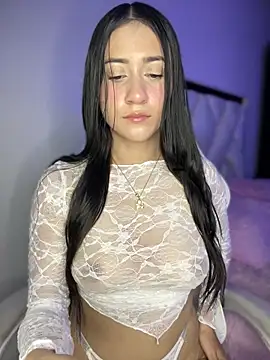 isabela l online show from 12-13-25, 08:04