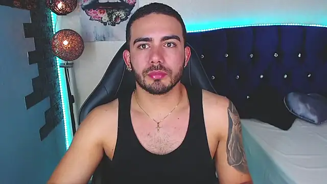 adamhairy online show from 05-18-26, 07:51