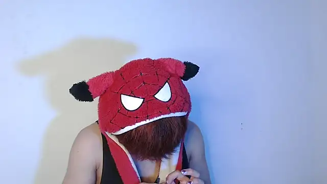 Snapshot of lucky_stricke chatting on 06-11-26, 06:10 lucky stricke online show from 06-11-26, 06:10