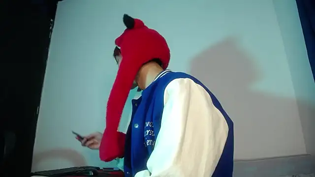 lucky stricke online show from 03-22-26, 05:21