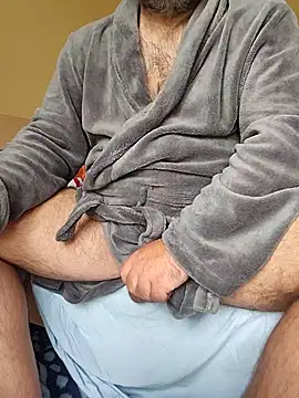 Nesch82 online show from 03-22-26, 06:37