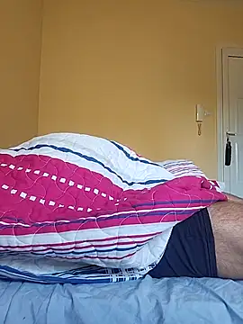 Nesch82 online show from 02-20-26, 06:59