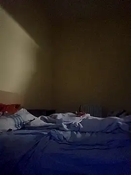 Nesch82 online show from 03-20-26, 04:13