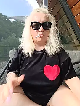 SquirtMilf00 online show from 07-08-26, 03:02