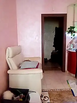 Snapshot of SquirtMilf00 chatting on 02-18-26, 04:43 SquirtMilf00 online show from 02-18-26, 04:43