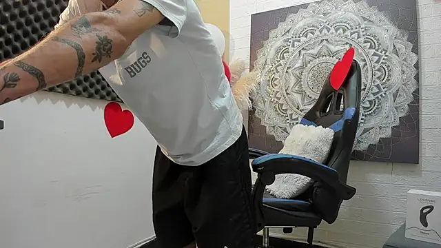 nextboywell1 online show from 02-15-26, 08:19