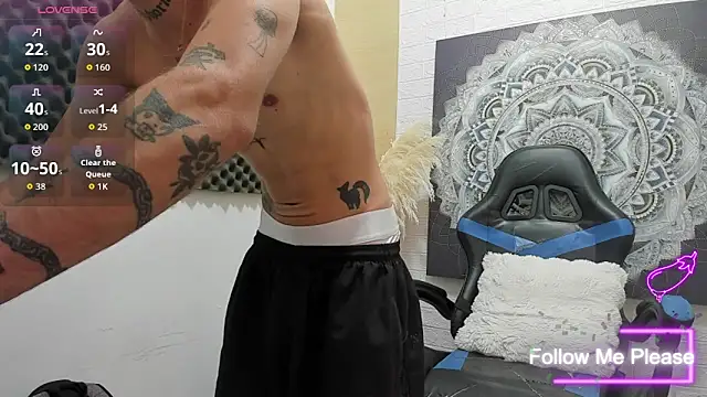 nextboywell1 online show from 02-16-26, 07:56