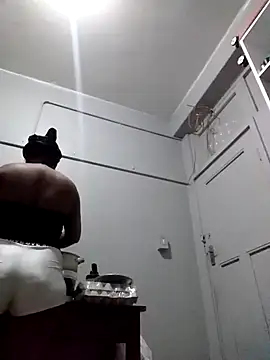 AcetousAbb online show from 10-31-25, 06:04