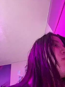 Snapshot of Kemeli008 chatting on 02-04-26, 06:36 Kemeli008 online show from 02-04-26, 06:36