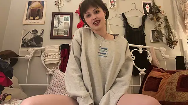 Snapshot of urbbydollxx chatting on 06-30-26, 08:47 urbbydollxx online show from 06-30-26, 08:47