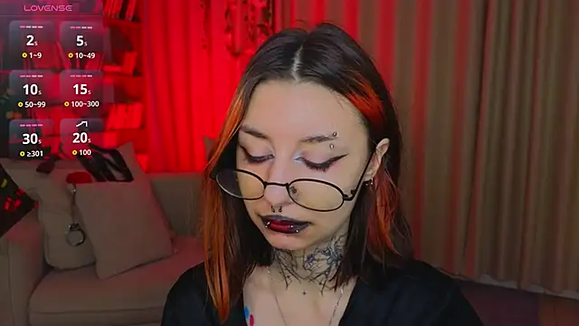 Mistress  Marcelline online show from 04-07-26, 01:40