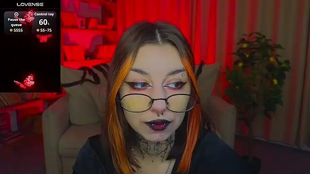 Mistress  Marcelline online show from 04-15-26, 01:33