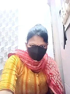 varnika online show from 11-08-25, 06:28