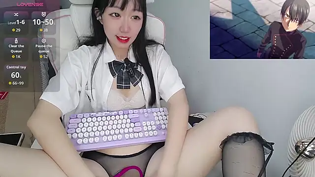 Angela-AMY online show from 10-17-25, 03:32