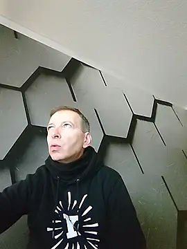 Snapshot of MyDick4You666 chatting on 10-25-25, 10:14 MyDick4You666 online show from 10-25-25, 10:14