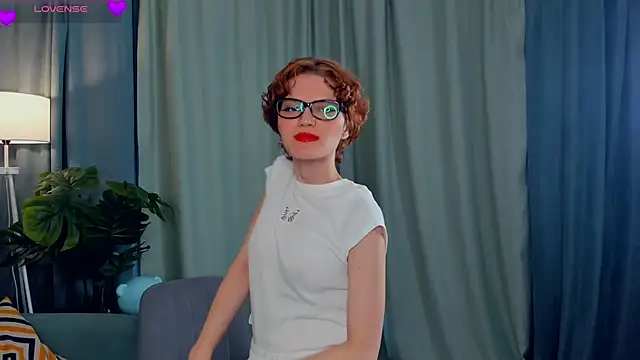 Snapshot of EdlinGathright chatting on 09-20-25, 04:39 EdlinGathright online show from 09-20-25, 04:39