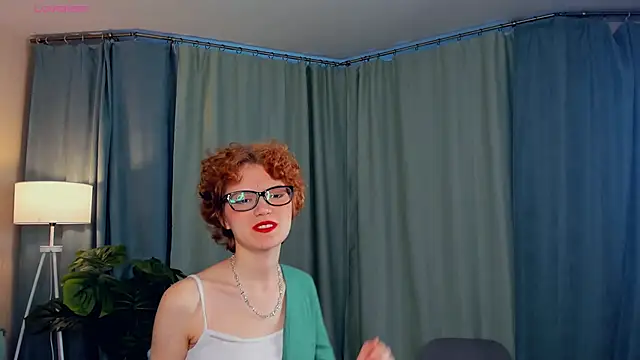 Snapshot of EdlinGathright chatting on 09-27-25, 04:07 EdlinGathright online show from 09-27-25, 04:07