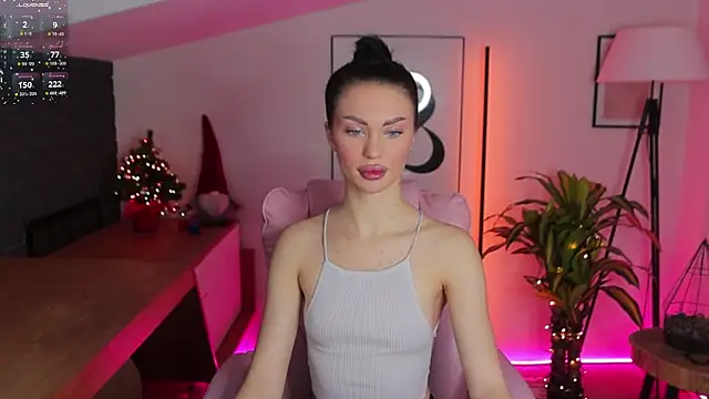 Cherry   Kiss online show from 12-17-25, 08:03