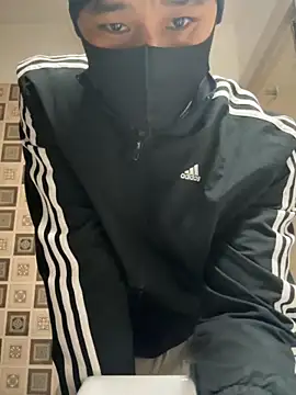 Snapshot of Atngt_69 chatting on 11-17-25, 04:33 Atngt 69 online show from 11-17-25, 04:33