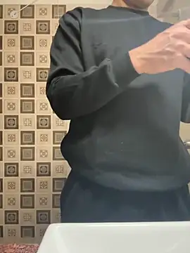 Snapshot of Atngt_69 chatting on 11-26-25, 04:51 Atngt 69 online show from 11-26-25, 04:51